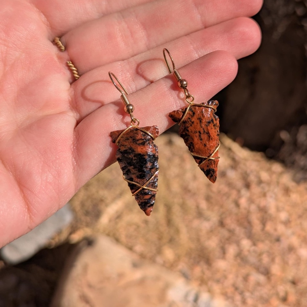 Mahogany Obsidian arrowhead earrings
